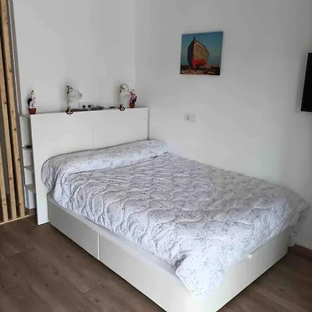 Acogedor Estudio En Л'Эстартит
