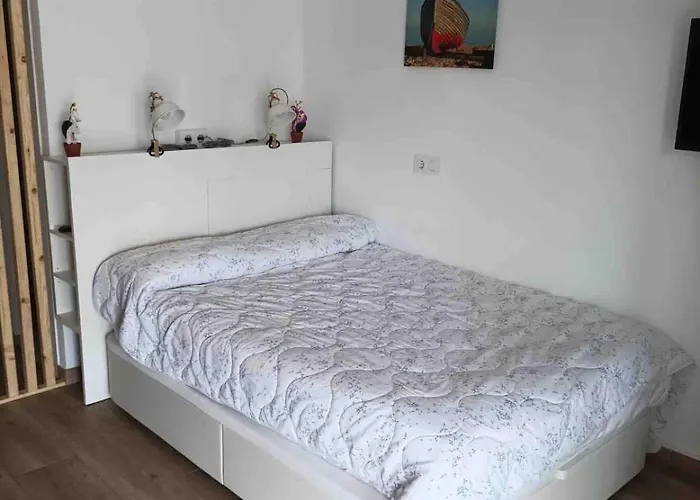 Acogedor Estudio En Л'Эстартит